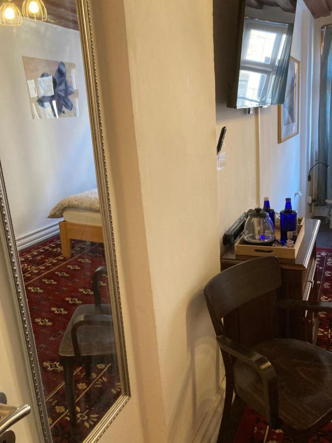 Zur Baumwolle Aparthotel Nuremberga Exterior foto