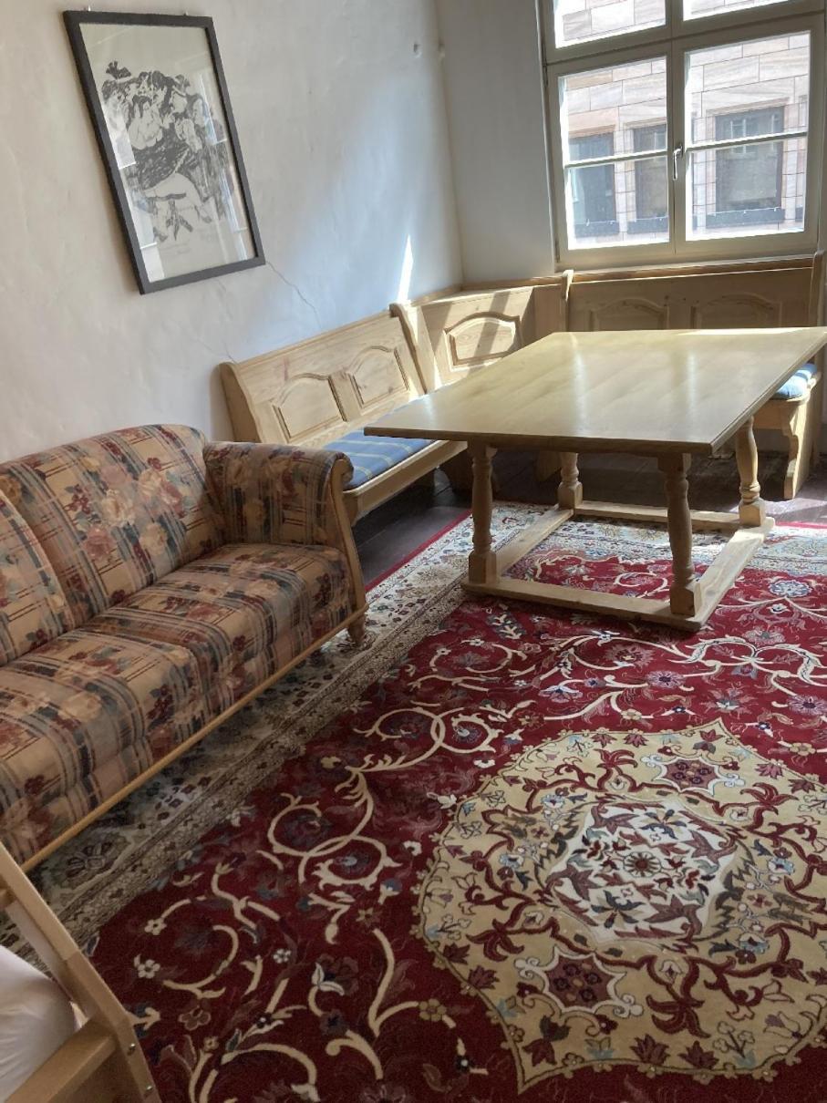Zur Baumwolle Aparthotel Nuremberga Exterior foto
